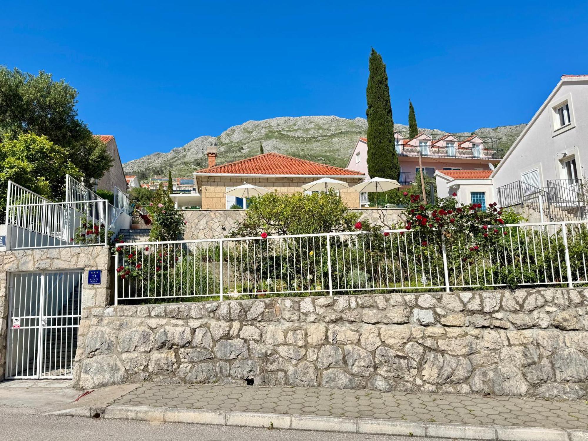 Holiday Home Lungo Mare Mlini Zewnętrze zdjęcie