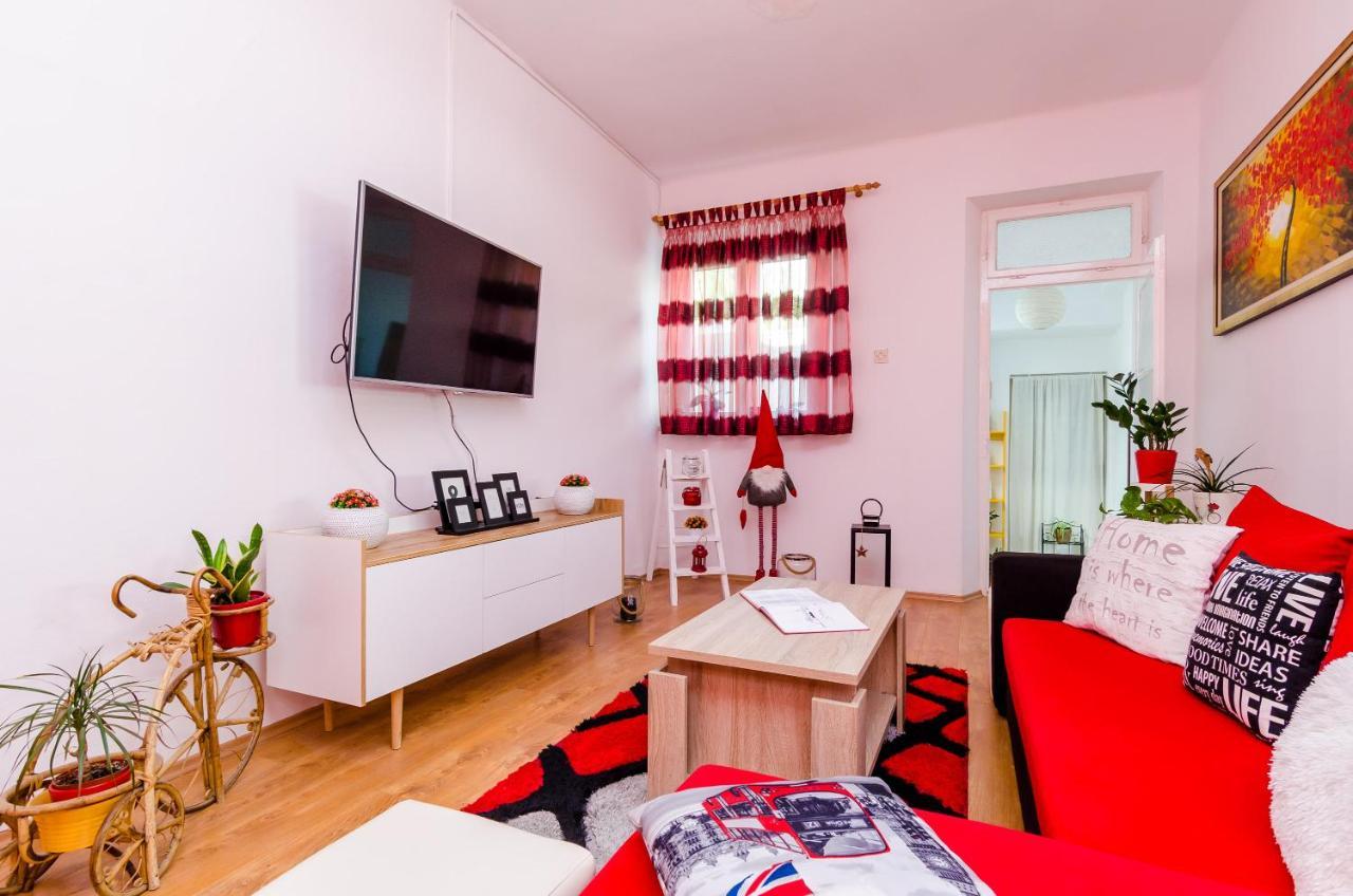 Holiday Home Lungo Mare Mlini Zewnętrze zdjęcie